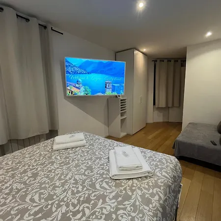 Royal Apartment *