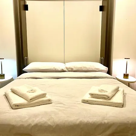 Royal Apartment *