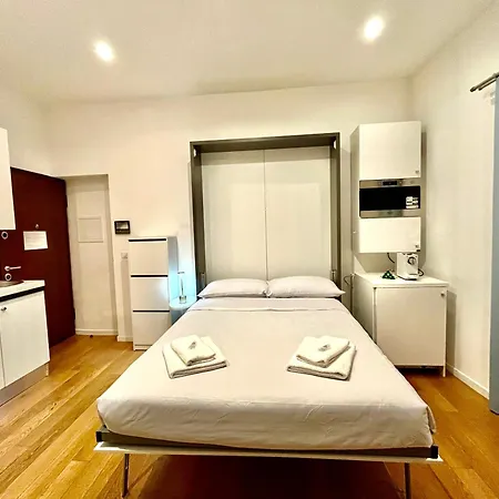 Royal Apartment *